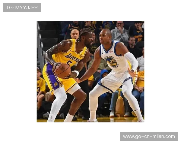 勇士崛起！库里爆发带领球队大胜湖人，逆袭西部第一